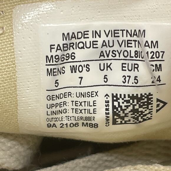 Converse All Star Chuck Low Taylor Shoes Womens Size 7 Red Skate Comfort Walking - Picture 8 of 8